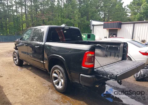 2021 Ram 1500 Limited 4X4 5'7 Box z USA, uszkodzony, nr VIN 1C6SRFHT7MN800682